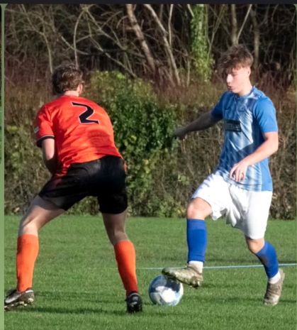 Whiteley number 2 defending one-on-one